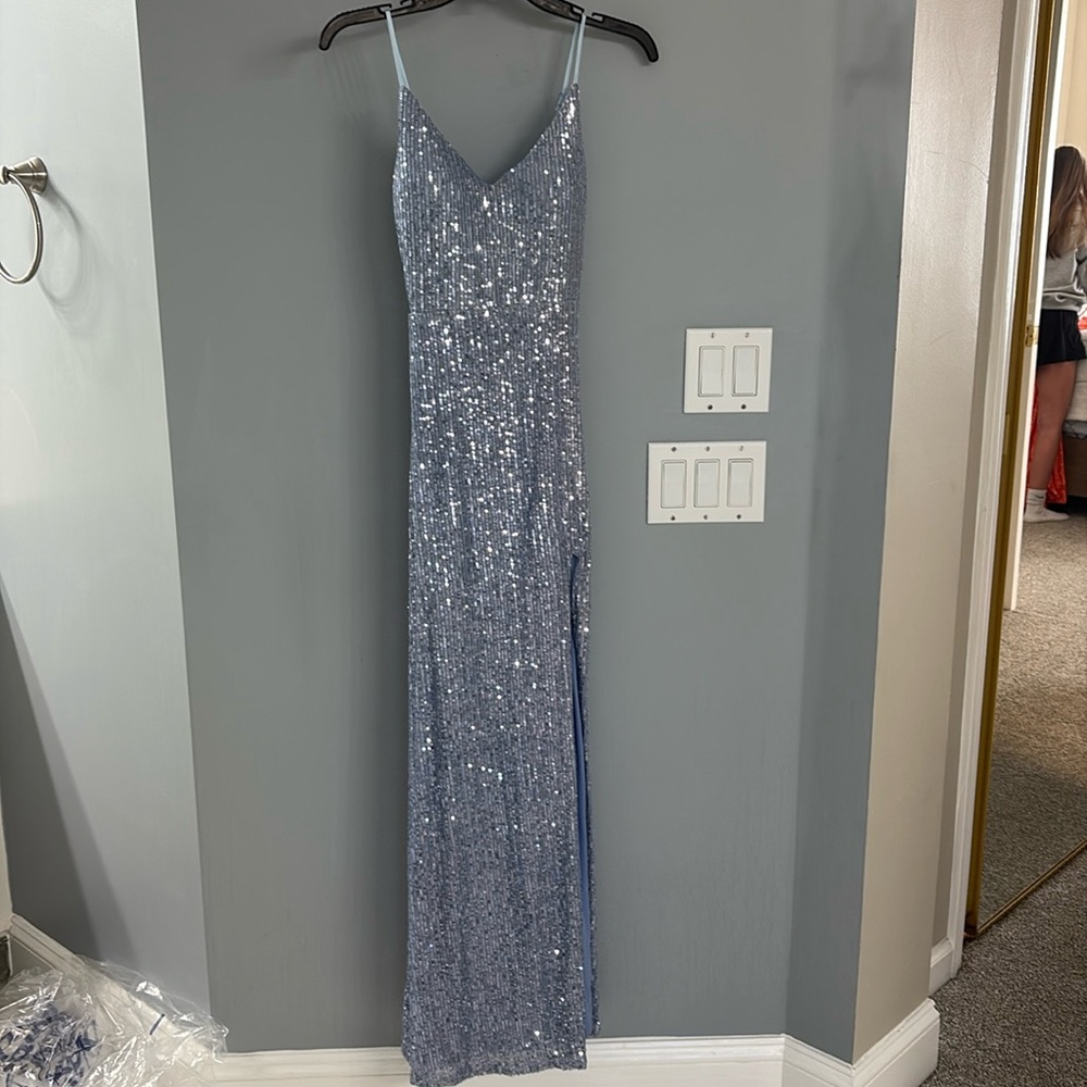 Formal blue sequined dress size 0 worn once.
